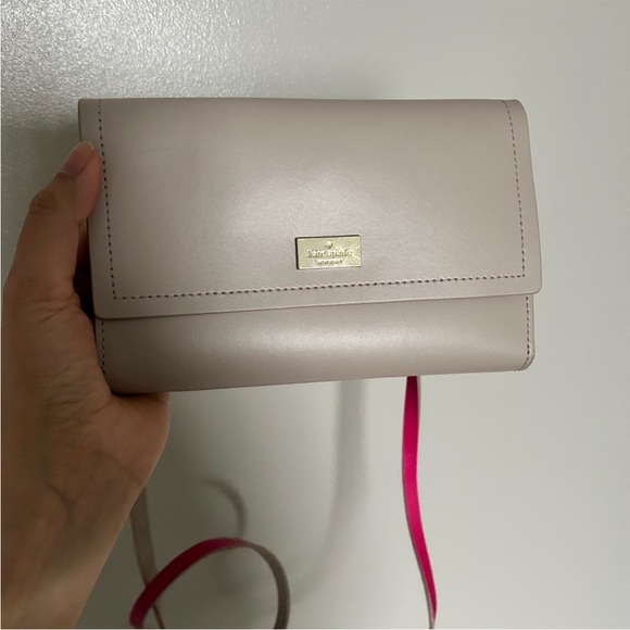 2 Kate Spade crossbody purses - Picture 9 of 14